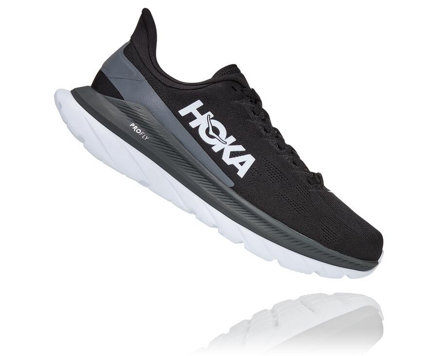 Hoka One One Tenisky Panske Čierne/Biele - Mach 4 - 03914-ZBFS